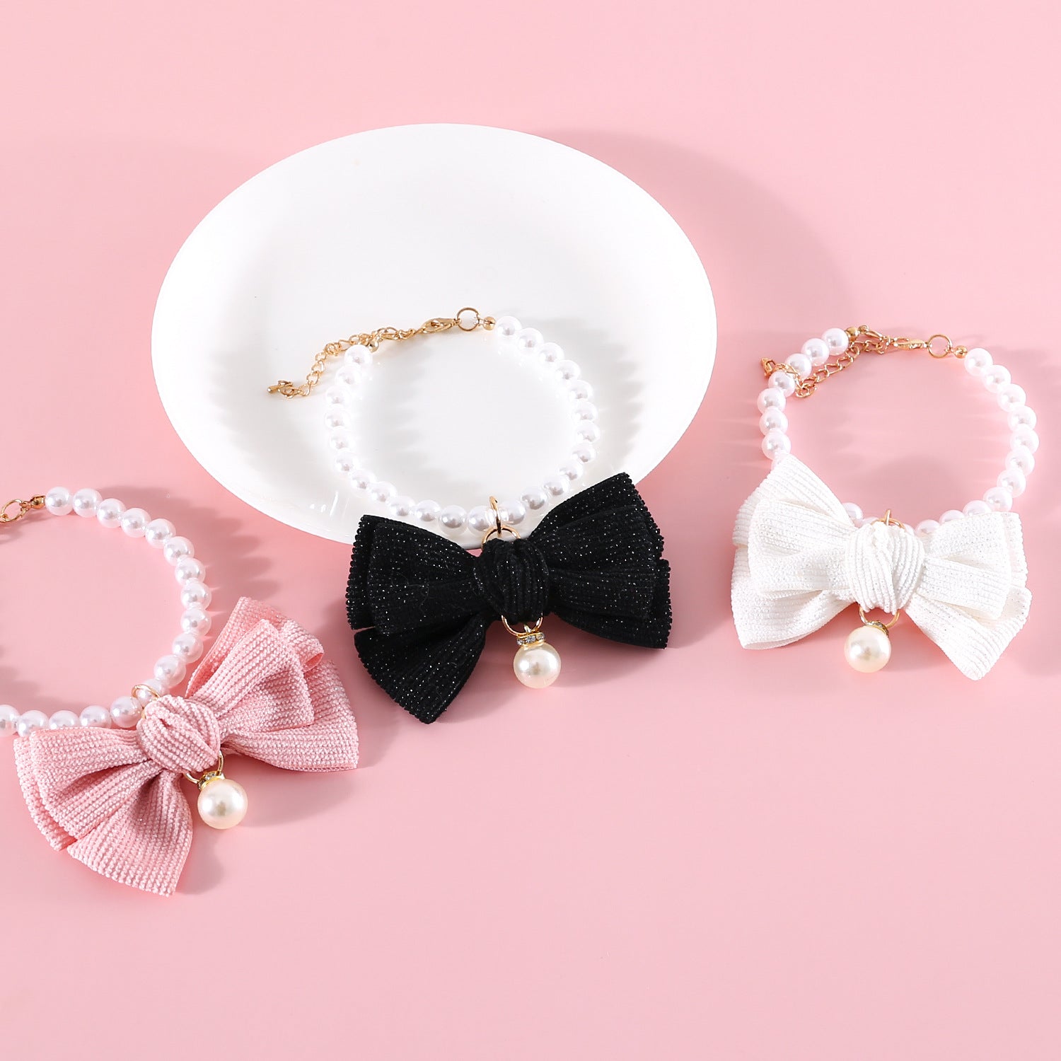 New Pet Pearl Diamond Bow Necklace Princess Wind Velvet Bow Tie Pendant Birthday Cat Puppy Collar